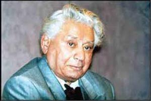 بزرگ علوی نویسنده پیشگام عرصهی ادبیات نوین ایران بزرگ علوی